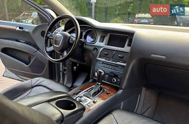 Внедорожник / Кроссовер Audi Q7 2006 в 