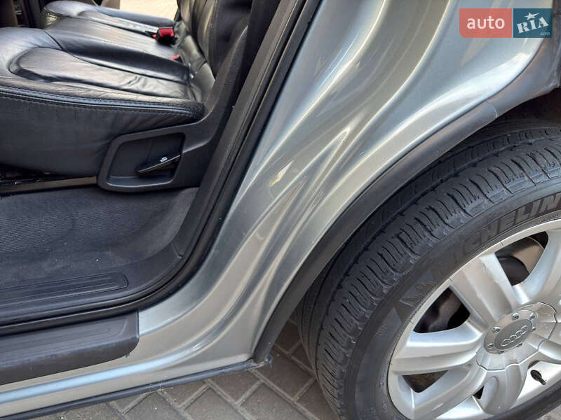 Позашляховик / Кросовер Audi Q7 2006 в Рівному
