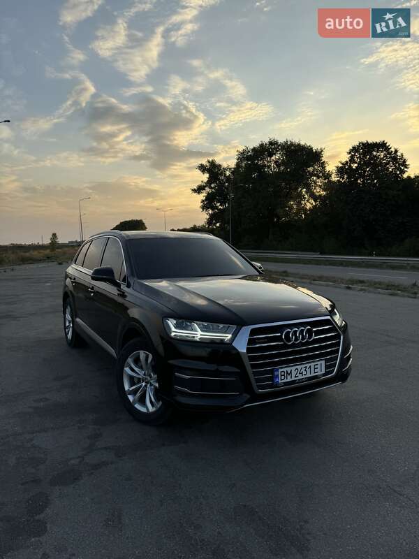 Позашляховик / Кросовер Audi Q7 2019 в Києві