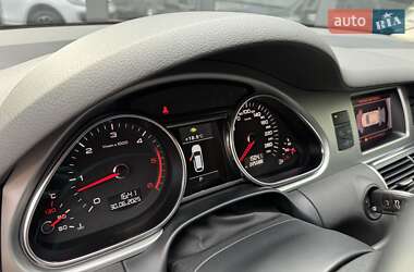 Внедорожник / Кроссовер Audi Q7 2013 в 