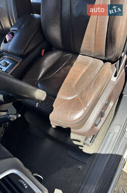 Внедорожник / Кроссовер Audi Q7 2006 в 