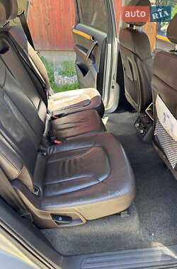 Внедорожник / Кроссовер Audi Q7 2006 в 