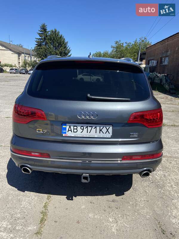 Позашляховик / Кросовер Audi Q7 2015 в Вінниці
