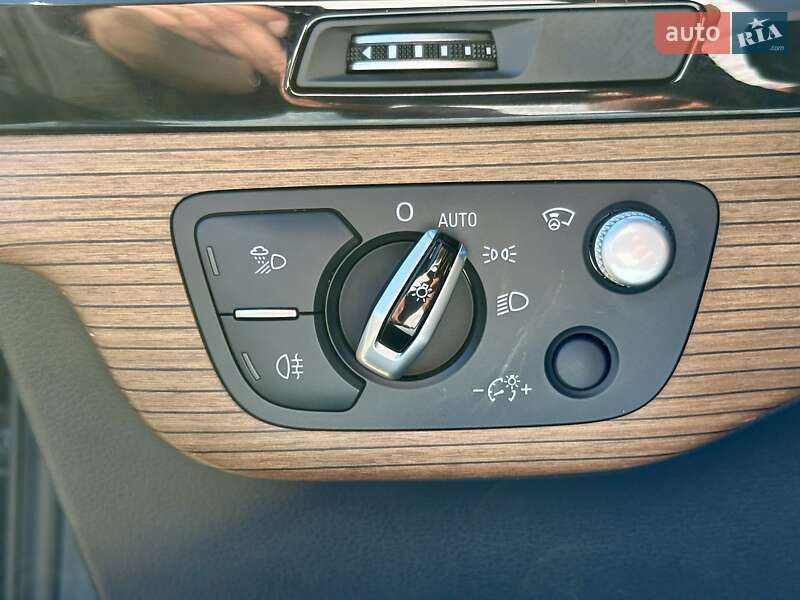 Внедорожник / Кроссовер Audi Q7 2017 в Луцке