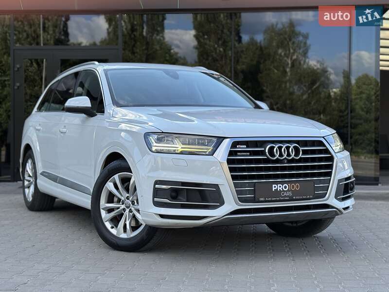 Внедорожник / Кроссовер Audi Q7 2016 в Киеве