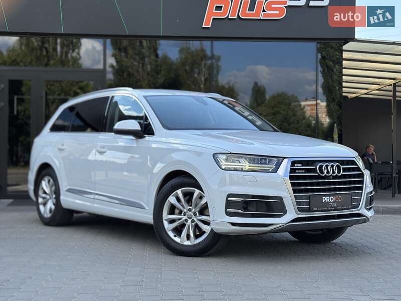 Внедорожник / Кроссовер Audi Q7 2016 в Киеве