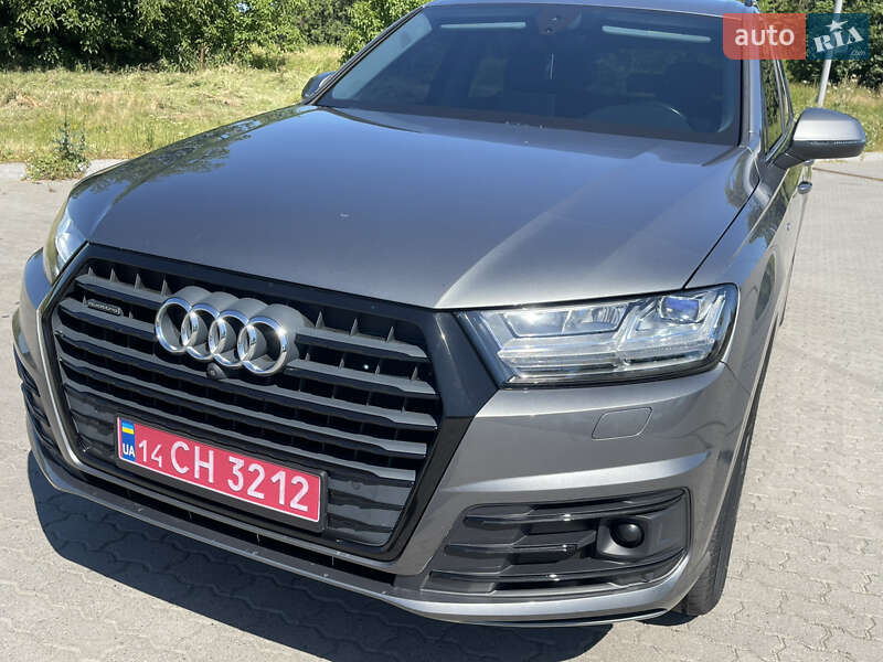 Внедорожник / Кроссовер Audi Q7 2018 в Виннице