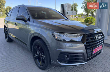Внедорожник / Кроссовер Audi Q7 2018 в 