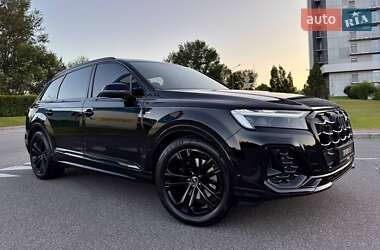 Внедорожник / Кроссовер Audi Q7 2025 в 