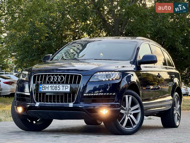 Внедорожник / Кроссовер Audi Q7 2012 в Одессе