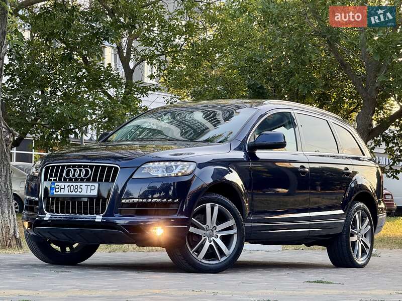 Внедорожник / Кроссовер Audi Q7 2012 в Одессе