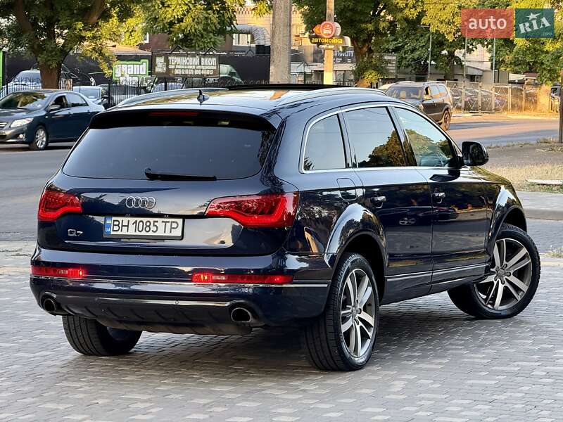 Внедорожник / Кроссовер Audi Q7 2012 в Одессе