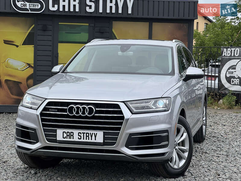 Внедорожник / Кроссовер Audi Q7 2017 в Стрые