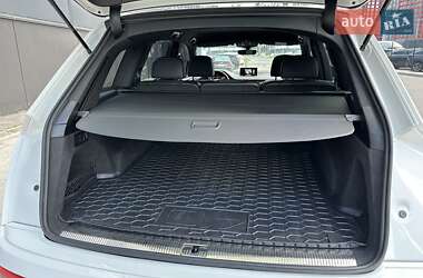 Позашляховик / Кросовер Audi Q7 2017 в 