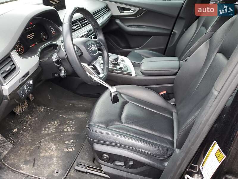 Позашляховик / Кросовер Audi Q7 2018 в Львові