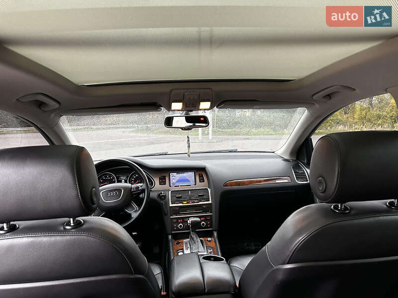 Позашляховик / Кросовер Audi Q7 2014 в Львові