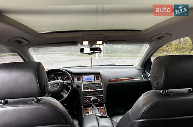Внедорожник / Кроссовер Audi Q7 2014 в 