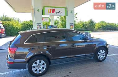 Внедорожник / Кроссовер Audi Q7 2014 в 
