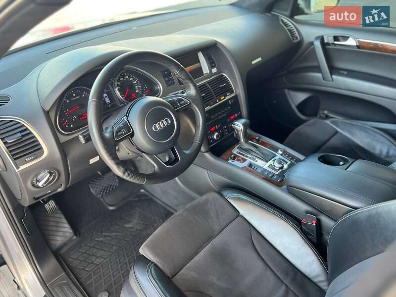 Внедорожник / Кроссовер Audi Q7 2009 в Одессе