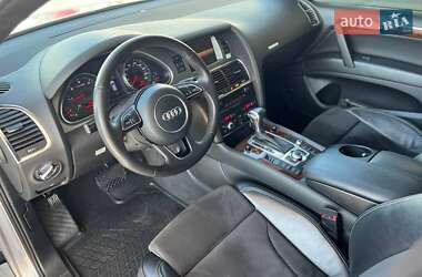 Внедорожник / Кроссовер Audi Q7 2009 в 