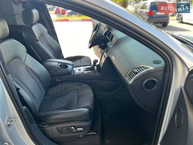 Внедорожник / Кроссовер Audi Q7 2009 в Одессе