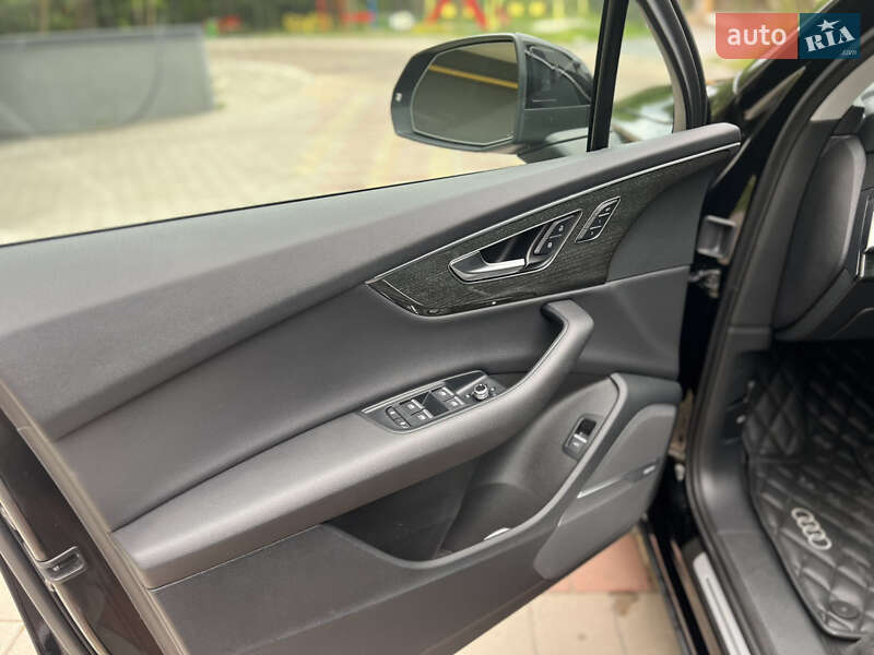 Внедорожник / Кроссовер Audi Q7 2019 в Львове