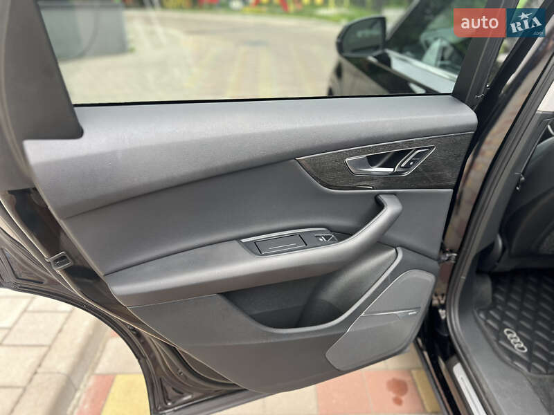 Внедорожник / Кроссовер Audi Q7 2019 в Львове