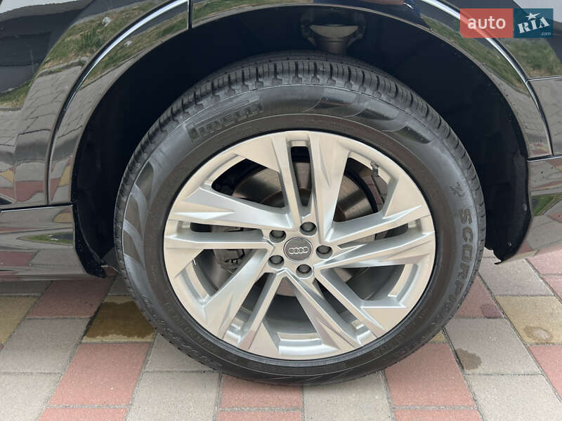 Внедорожник / Кроссовер Audi Q7 2019 в Львове