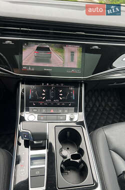 Внедорожник / Кроссовер Audi Q7 2019 в 