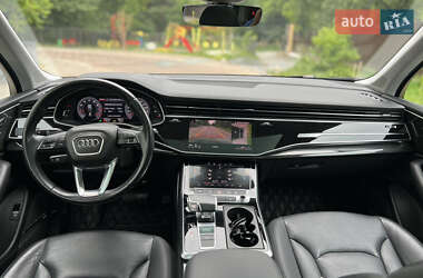 Внедорожник / Кроссовер Audi Q7 2019 в 