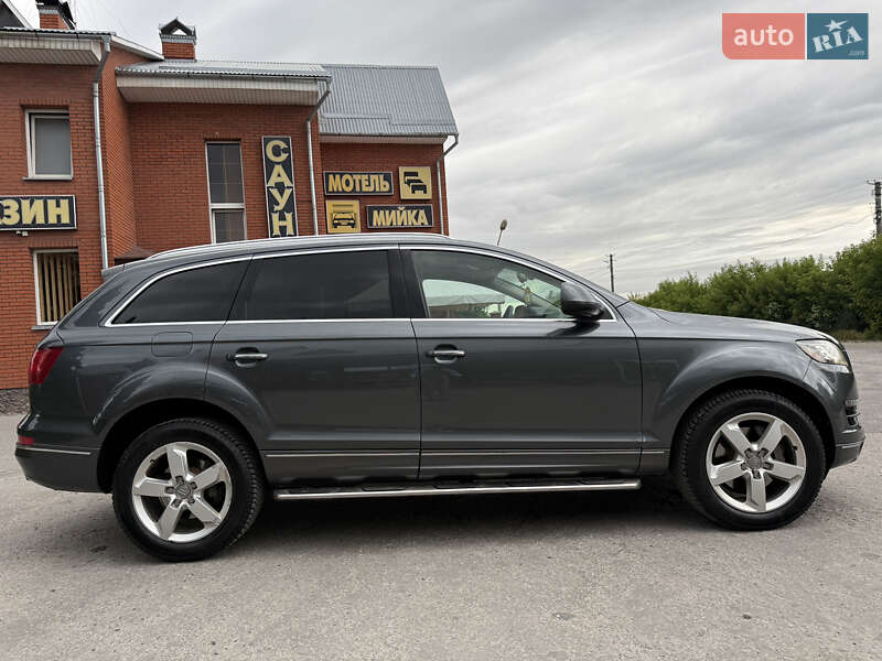 Внедорожник / Кроссовер Audi Q7 2013 в Кременце