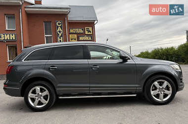 Позашляховик / Кросовер Audi Q7 2013 в 