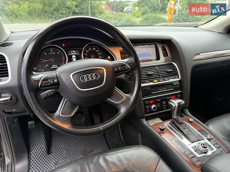 Внедорожник / Кроссовер Audi Q7 2013 в Кременце
