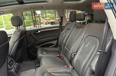 Позашляховик / Кросовер Audi Q7 2013 в 