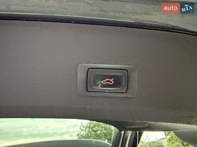 Внедорожник / Кроссовер Audi Q7 2013 в Кременце