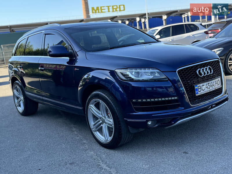 Позашляховик / Кросовер Audi Q7 2010 в Львові