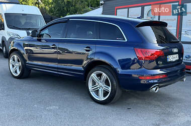 Внедорожник / Кроссовер Audi Q7 2010 в 