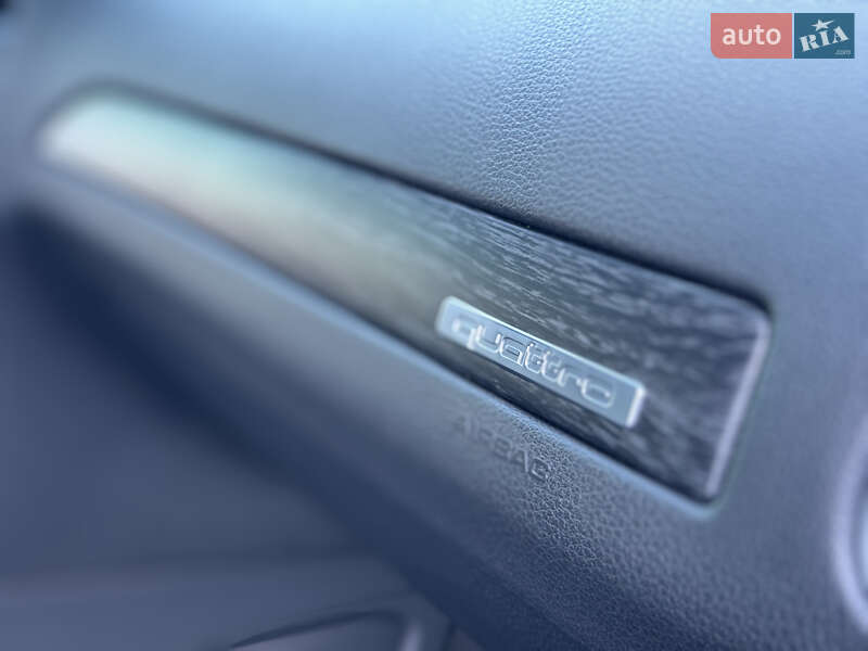 Позашляховик / Кросовер Audi Q7 2010 в Львові