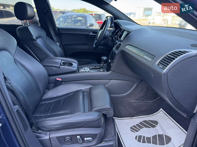 Позашляховик / Кросовер Audi Q7 2010 в Львові