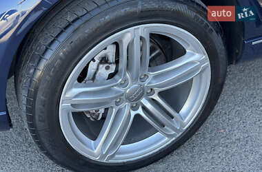 Внедорожник / Кроссовер Audi Q7 2010 в 