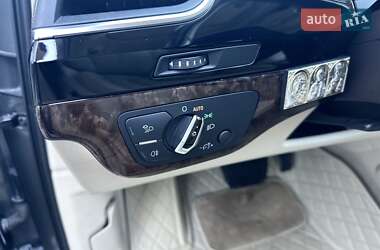 Внедорожник / Кроссовер Audi Q7 2015 в 
