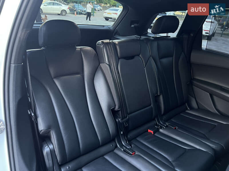 Позашляховик / Кросовер Audi Q7 2017 в Києві