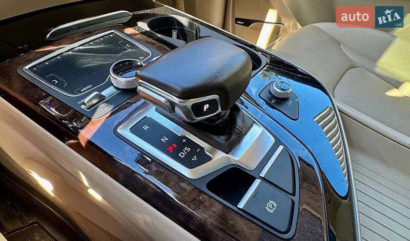 Внедорожник / Кроссовер Audi Q7 2017 в Львове