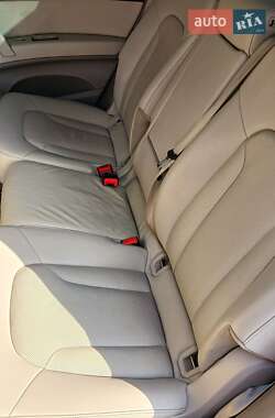 Внедорожник / Кроссовер Audi Q7 2012 в 
