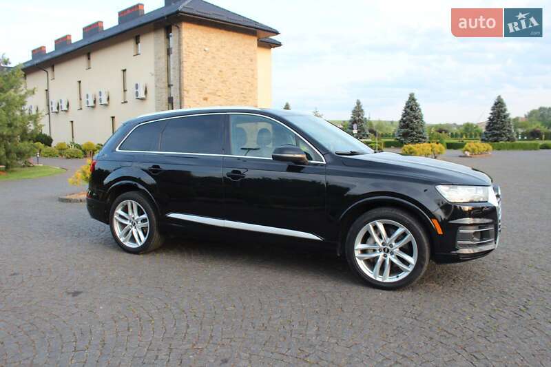 Внедорожник / Кроссовер Audi Q7 2016 в Жовкве