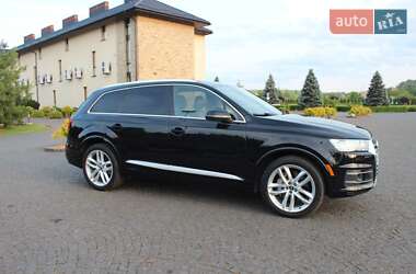 Позашляховик / Кросовер Audi Q7 2016 в 