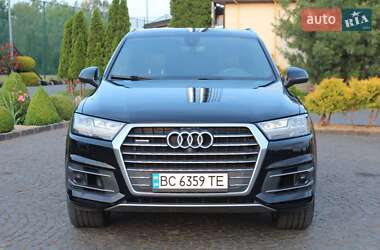 Позашляховик / Кросовер Audi Q7 2016 в 