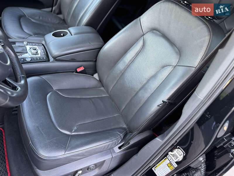 Внедорожник / Кроссовер Audi Q7 2015 в Прилуках