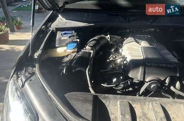 Позашляховик / Кросовер Audi Q7 2015 в 