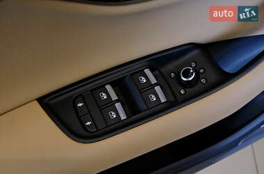 Внедорожник / Кроссовер Audi Q7 2021 в 